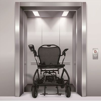 カーボンファイバー折りたたみの電気車椅子 230mm/180mm マグネシウム合金車輪