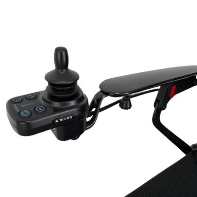 電動車椅子は炭素繊維のフレームT700と電磁ブレーキ